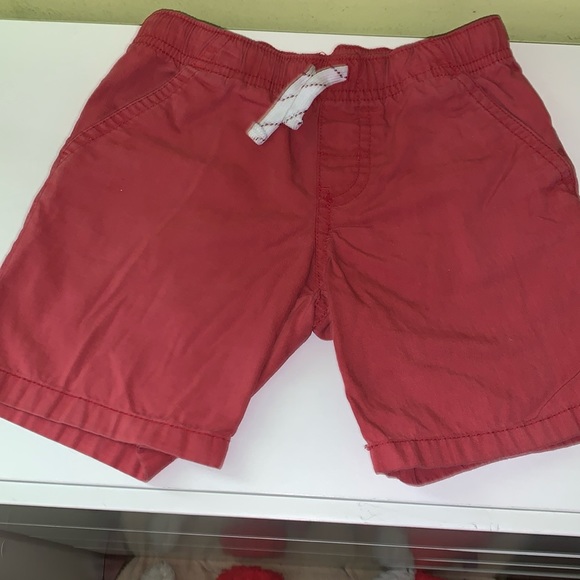 1 5t pair cat & jack shorts and 1 5/6 t shirt - Picture 2 of 10